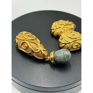 Jose Maria‎ Barrera Avon Vintage Swirl Gold Tone Green Clip Earrings Brooch Set